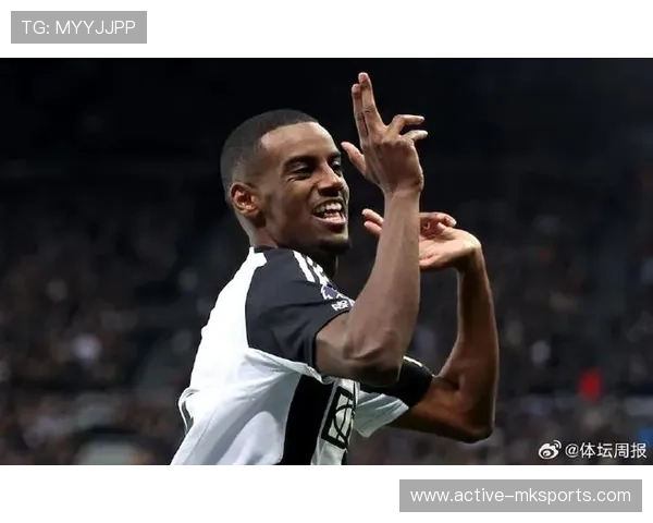 伊萨克闪耀纽卡：新援首秀即破门，球迷期待其成锋线核心