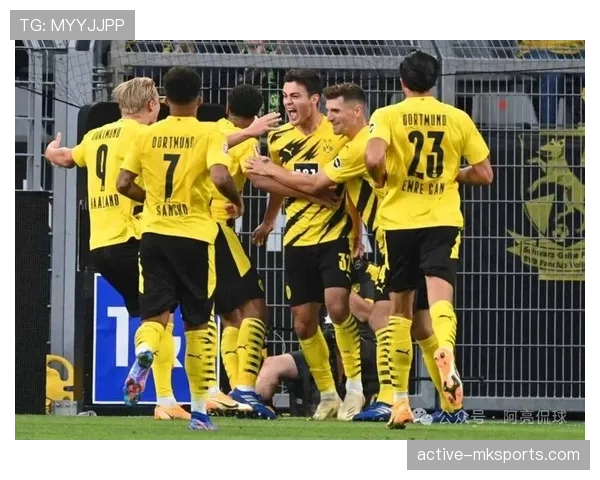 多特蒙德高压逼抢战术奏效，强势反弹重返德甲争冠行列